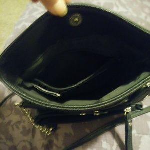 Nine west cute small purse. New only used it twice